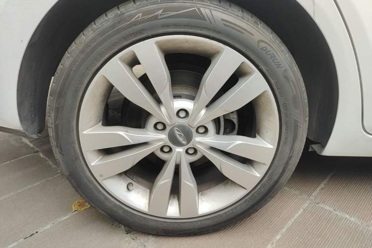 Used Chery Arrizo 5 2017 1.5L Manual Lingchao Edition Right Rear Wheel Hub