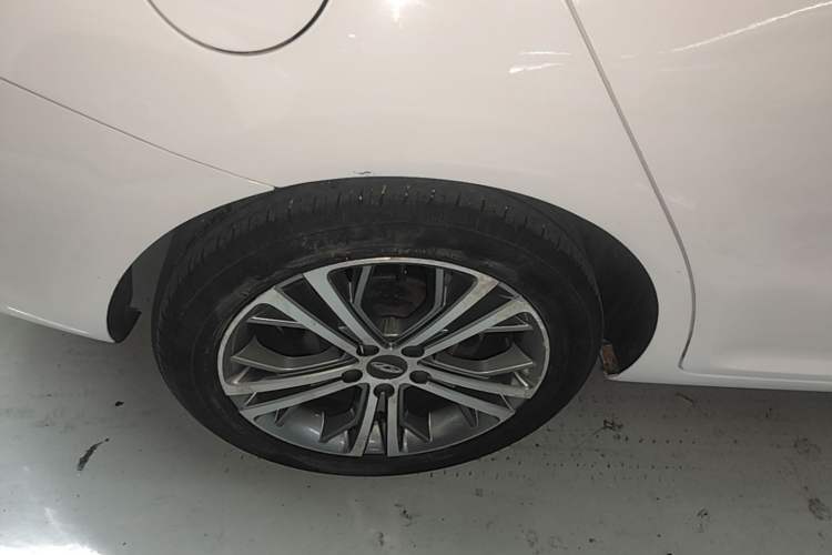 Used Chery Arrizo 5 2017 1.5L CVT Luxury Edition Right Rear Wheel Hub