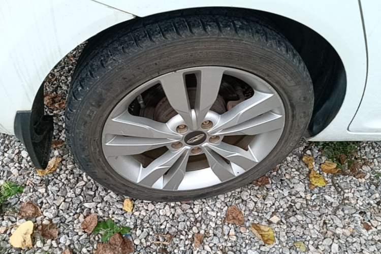 Used Chery Arrizo 5 2017 1.5L CVT Trendsetting Edition Right Rear Wheel Hub