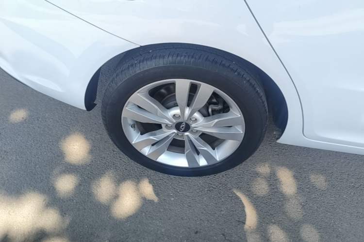 Used Chery Arrizo 5 2017 1.5L Manual Lingchao Edition Right Rear Wheel Hub