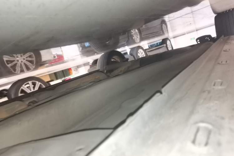 Used Chery Arrizo 5 2017 1.5L CVT Trendsetting Edition Right Side Sill