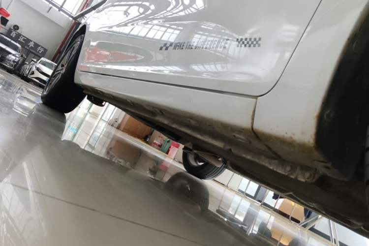 Used Chery Arrizo 5 2017 1.5L CVT Luxury Edition Right Side Sill