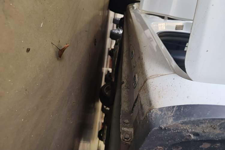 Used Chery Arrizo 5 2017 1.5L CVT Trendsetting Edition Right Side Sill