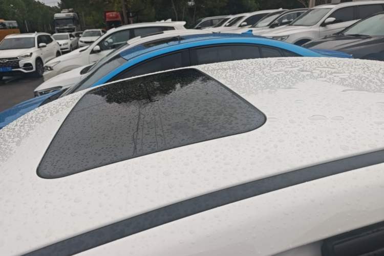 Used Chery Arrizo 5 2017 1.5L Manual Luxury Edition Roof