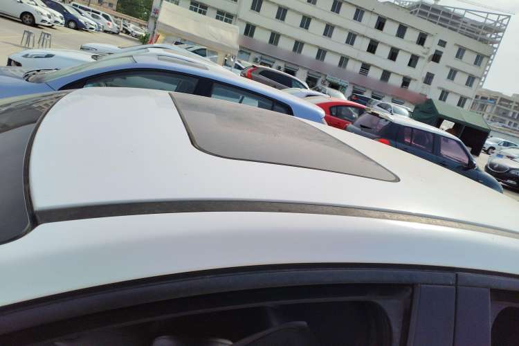 Used Chery Arrizo 5 2017 1.5L CVT Luxury Edition Roof