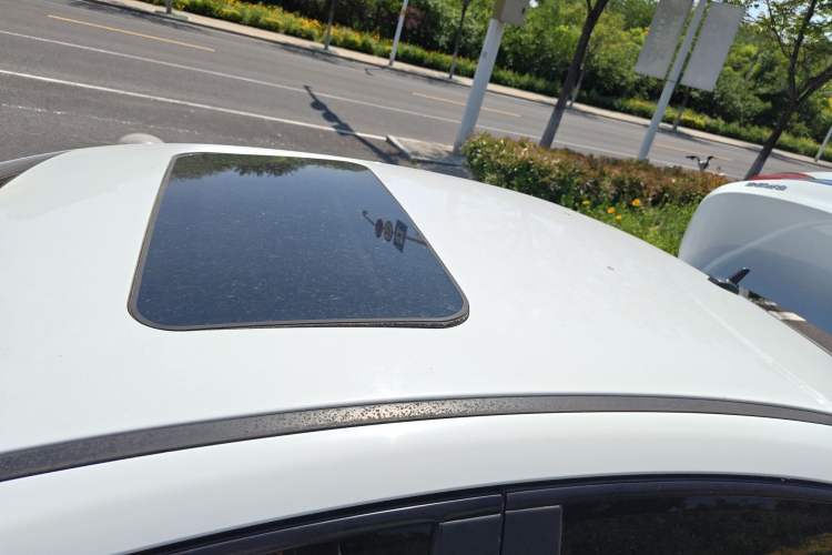 Used Chery Arrizo 5 2017 1.5L Manual Lingchao Edition Roof