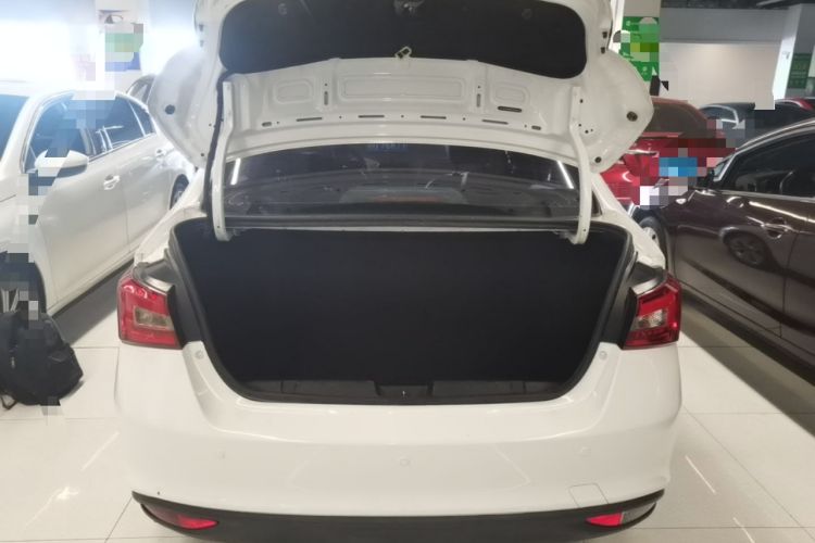 Used Chery Arrizo 5 2017 1.5L CVT Trendsetting Edition Trunk