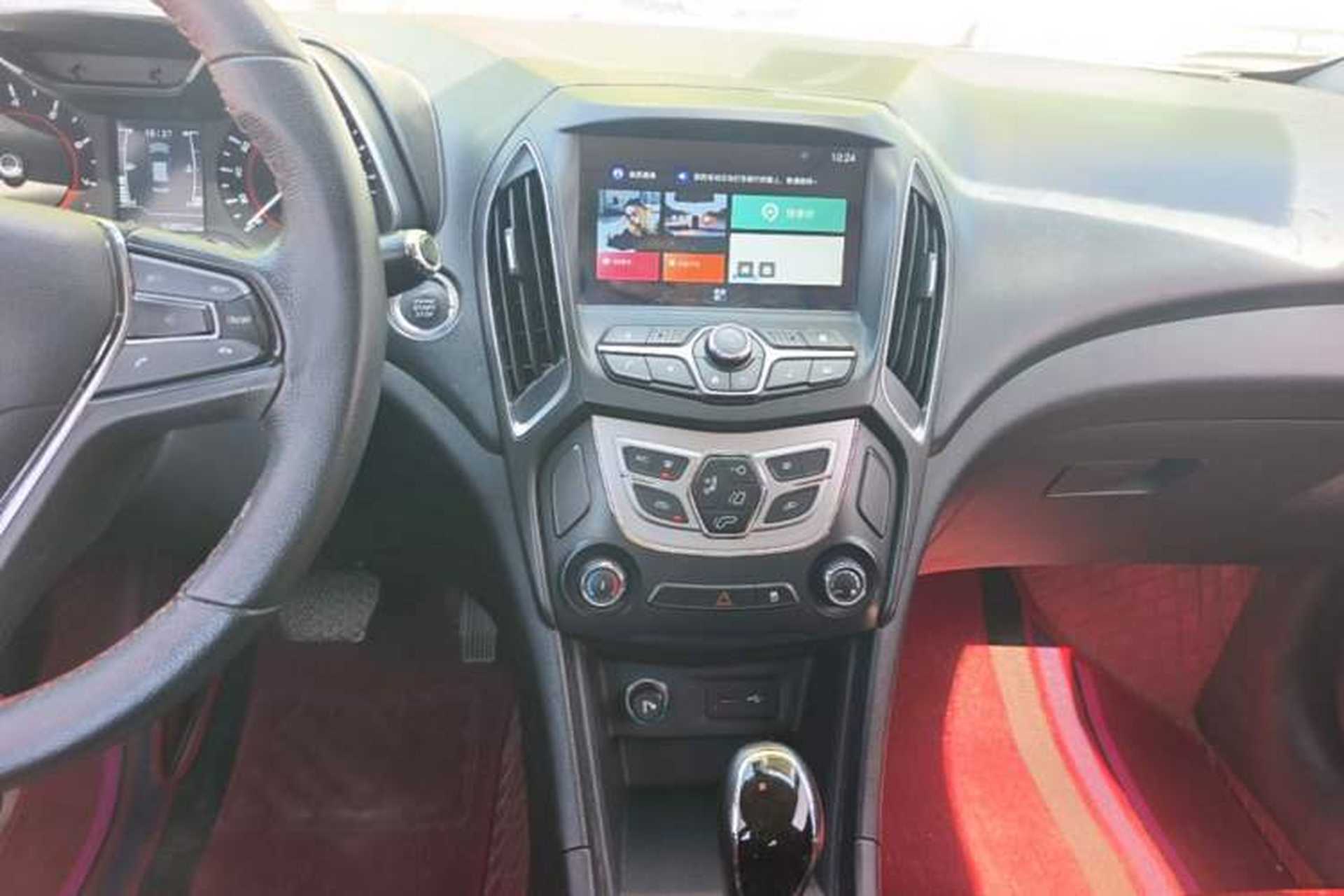 Used Chery Arrizo 5 2017 1.5L CVT Deluxe Edition Audio And AC Panel