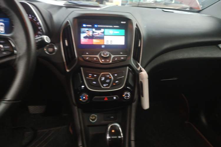 Used Chery Arrizo 5 2017 SPORT 1.5T CVT Prestige Edition Audio And AC Panel
