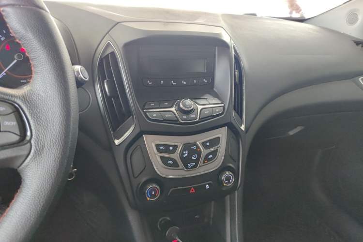 Used Chery Arrizo 5 2017 1.5L Manual Lingchao Edition Audio And AC Panel