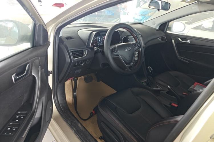 Used Chery Arrizo 5 2017 1.5L CVT Trendsetting Edition Driver Seat