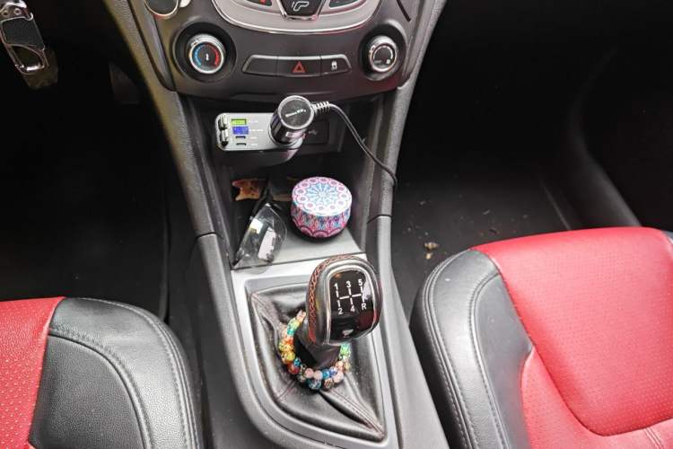 Used Chery Arrizo 5 2017 SPORT 1.5T Manual Luxury Edition Gear Lever
