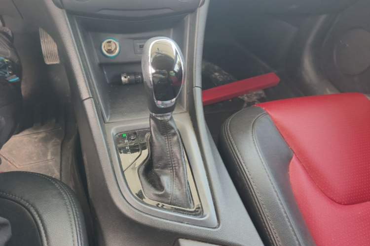 Used Chery Arrizo 5 2017 1.5L CVT Fashion Edition Gear Lever