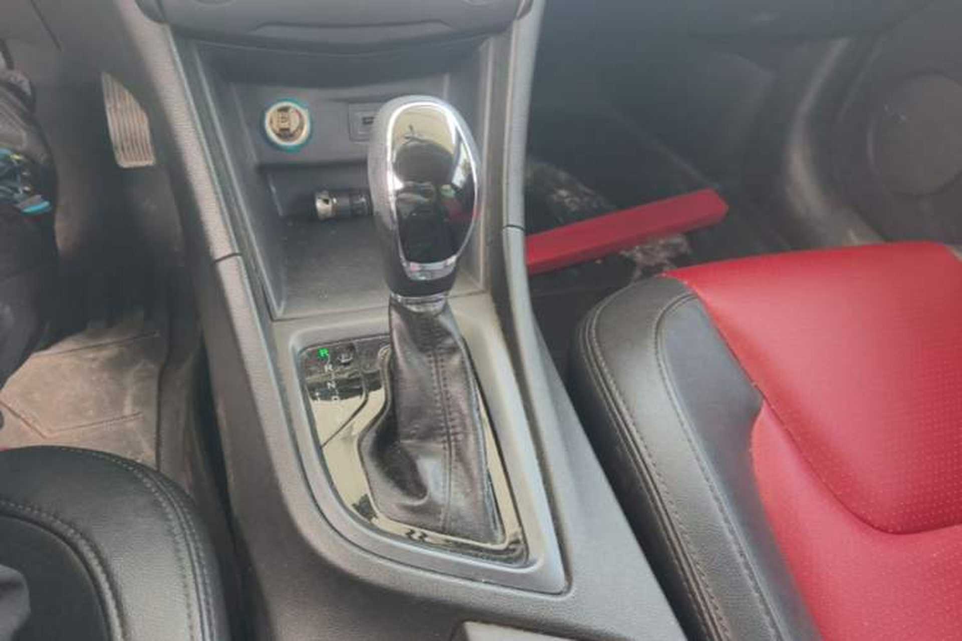 Used Chery Arrizo 5 2017 1.5L CVT Fashion Edition Gear Lever