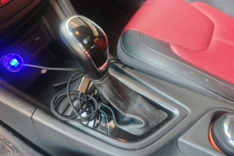 Used Chery Arrizo 5 2017 1.5L CVT Luxury Edition Gear Lever