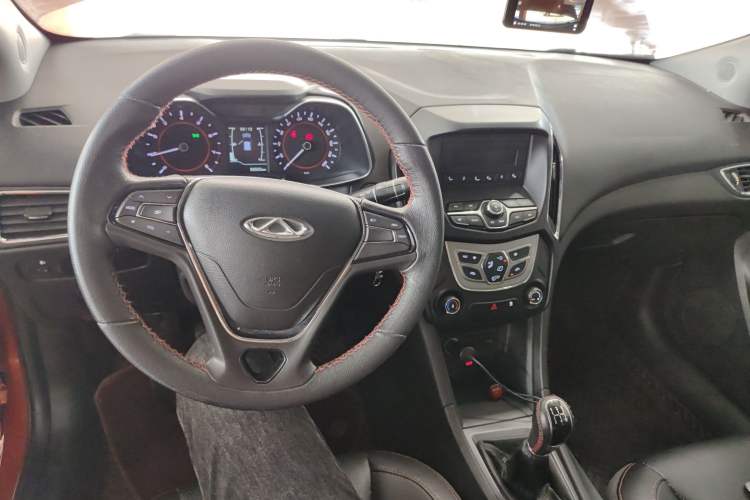 Used Chery Arrizo 5 2017 1.5L Manual Lingchao Edition Interior 2