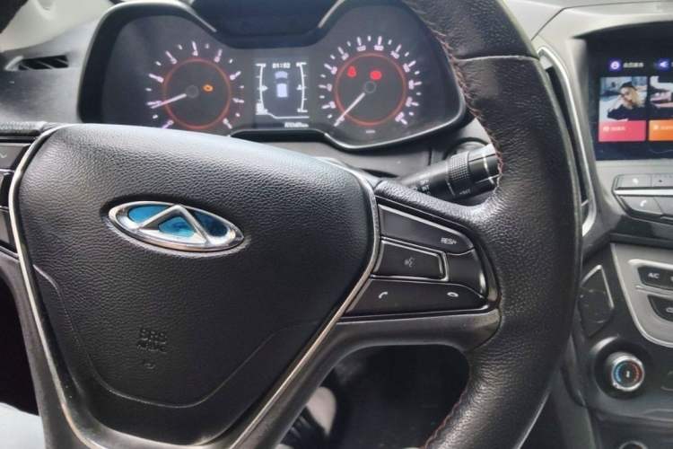 Used Chery Arrizo 5 2017 1.5L Manual Fashion Edition Interior 3