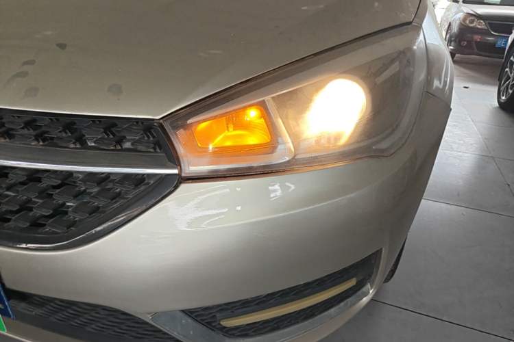 Used Chery Arrizo 5 2017 1.5L CVT Trendsetting Edition Left Front Headlight