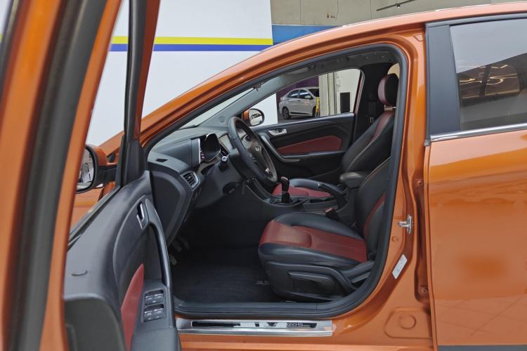 Used Chery Arrizo 5 2017 SPORT 1.5T Manual Luxury Edition Left Front Seat