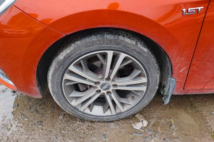 Used Chery Arrizo 5 2017 SPORT 1.5T Manual Luxury Edition Left Front Wheel Hub