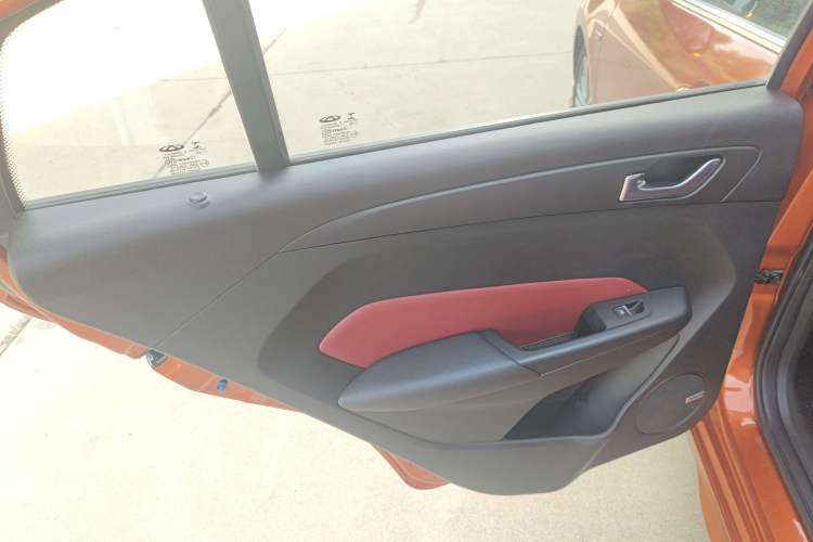 Used Chery Arrizo 5 2017 SPORT 1.5T CVT Prestige Edition Left Rear Door Interior