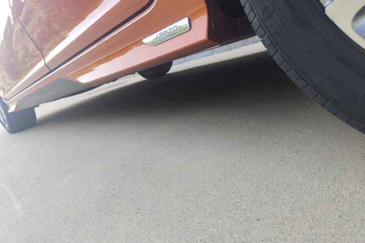 Used Chery Arrizo 5 2017 SPORT 1.5T CVT Prestige Edition Left Side Sill