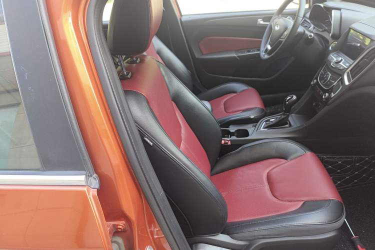 Used Chery Arrizo 5 2017 SPORT 1.5T CVT Prestige Edition Right Front Seat