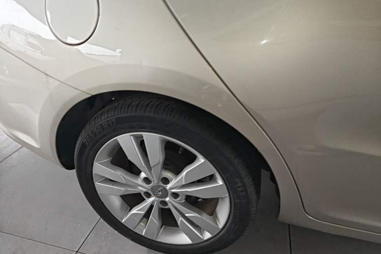 Used Chery Arrizo 5 2017 1.5L CVT Trendsetting Edition Right Rear Wheel Hub
