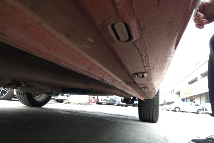 Used Chery Arrizo 5 2017 1.5L Manual Fashion Edition Right Side Sill
