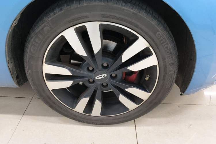 Used Chery Arrizo 5 2018 1.5L CVT Tribute to Youth Edition Right Front Wheel Hub