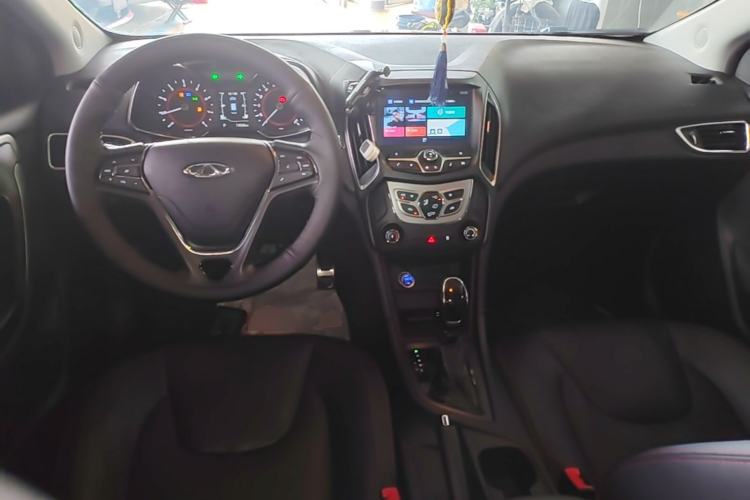 Used Chery Arrizo 5 2018 1.5L CVT Tribute to Youth Edition Center Console