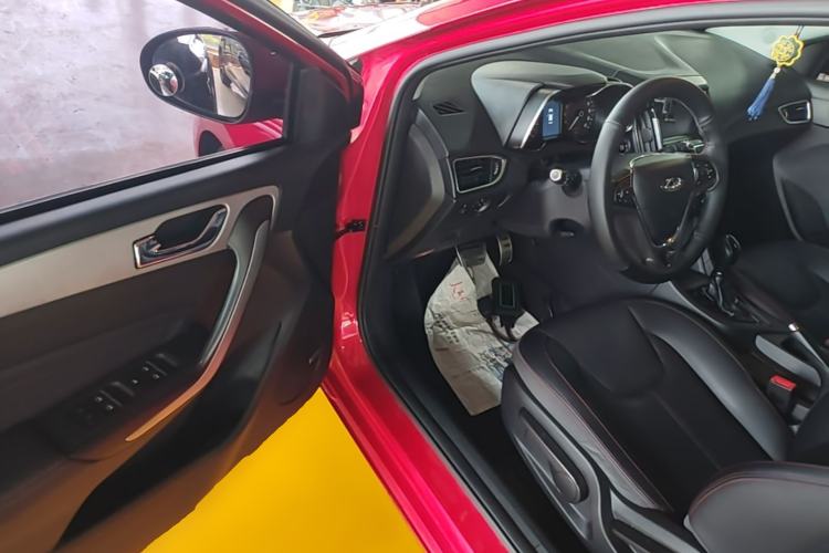 Used Chery Arrizo 5 2018 1.5L CVT Tribute to Youth Edition Driver Seat