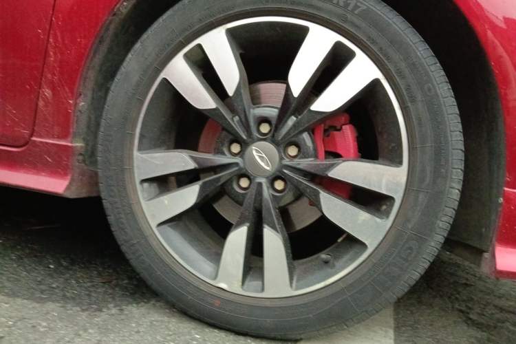 Used Chery Arrizo 5 2018 1.5L Manual Tribute to Youth Edition Right Front Wheel Hub