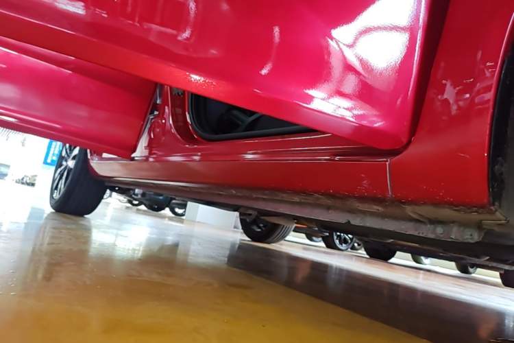 Used Chery Arrizo 5 2018 1.5L CVT Tribute to Youth Edition Right Side Sill