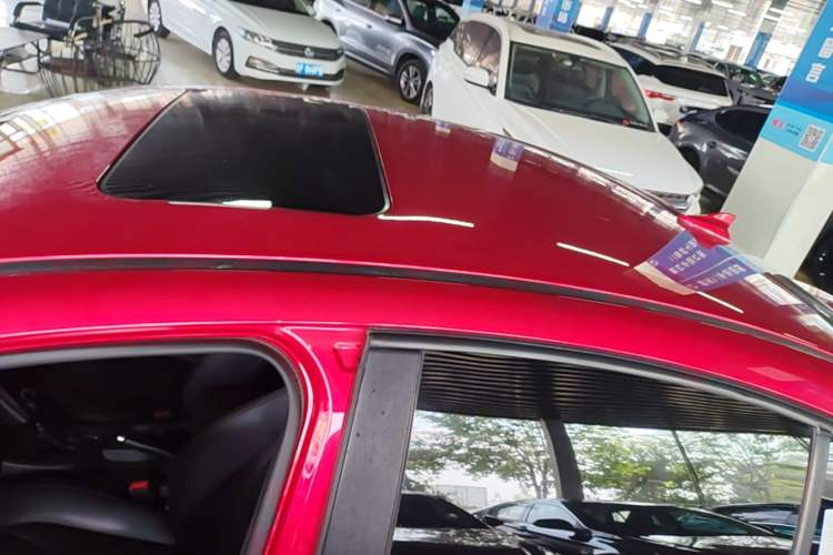 Used Chery Arrizo 5 2018 1.5L CVT Tribute to Youth Edition Roof
