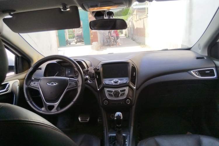 Used Chery Arrizo 5 2018 1.5L CVT Tribute to Youth Edition Center Console