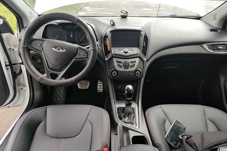 Used Chery Arrizo 5 2018 1.5L CVT Tribute to Youth Edition Center Console