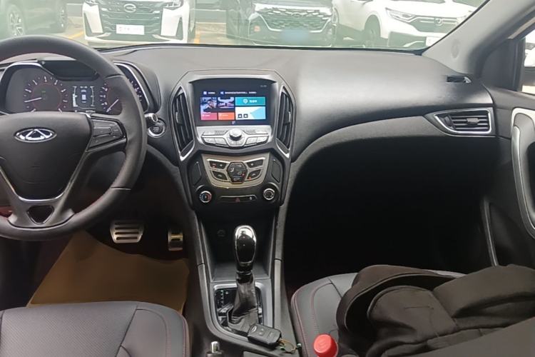 Used Chery Arrizo 5 2018 1.5L CVT Tribute to Youth Edition Center Console