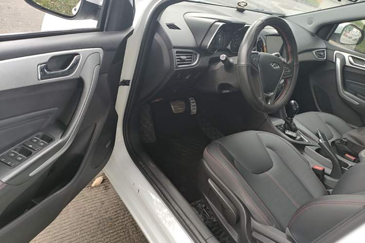 Used Chery Arrizo 5 2018 1.5L CVT Tribute to Youth Edition Driver Seat