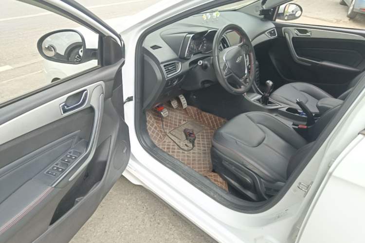 Used Chery Arrizo 5 2018 1.5L Manual Tribute to Youth Edition Driver Seat