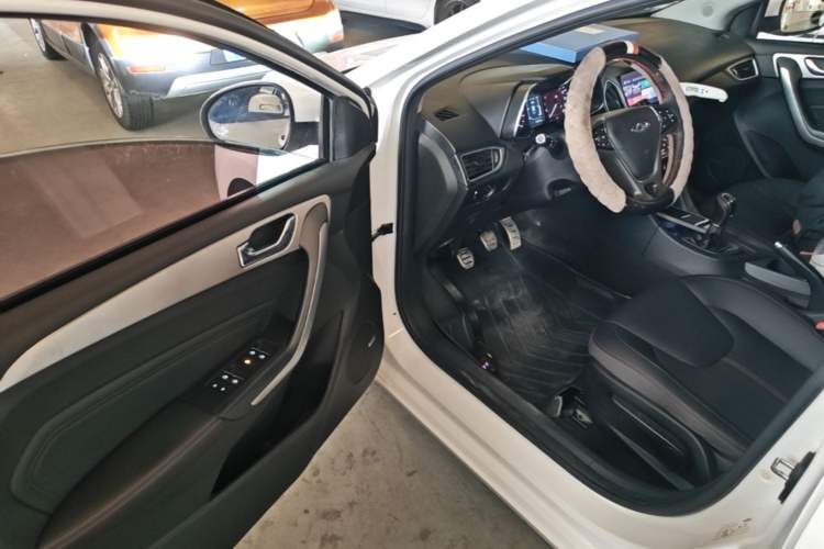 Used Chery Arrizo 5 2018 1.5L Manual Tribute to Youth Edition Driver Seat