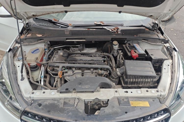 Used Chery Arrizo 5  Engine Bay