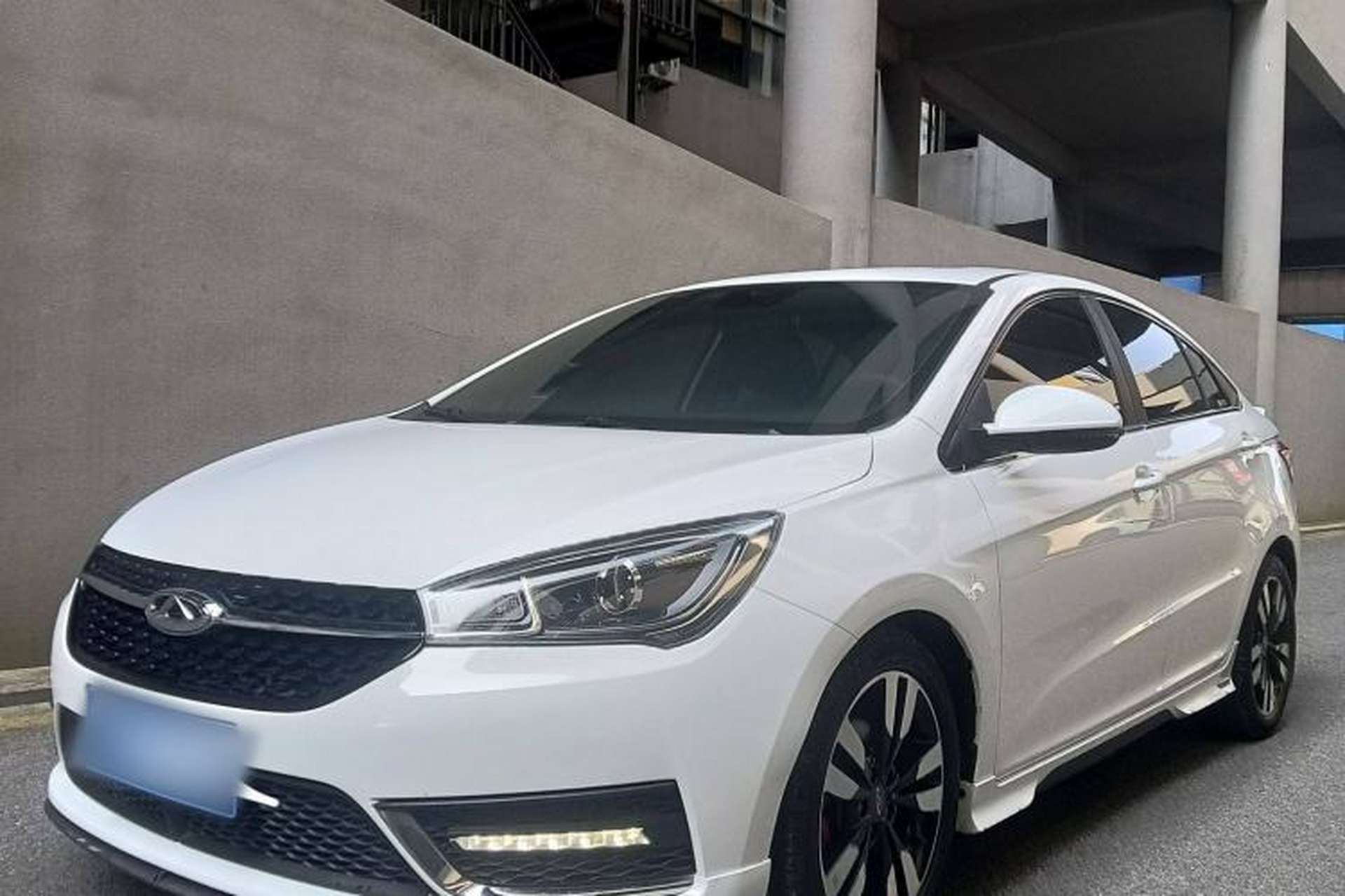 Used Chery Arrizo 5 2018 1.5L CVT Tribute to Youth Edition Exterior 6