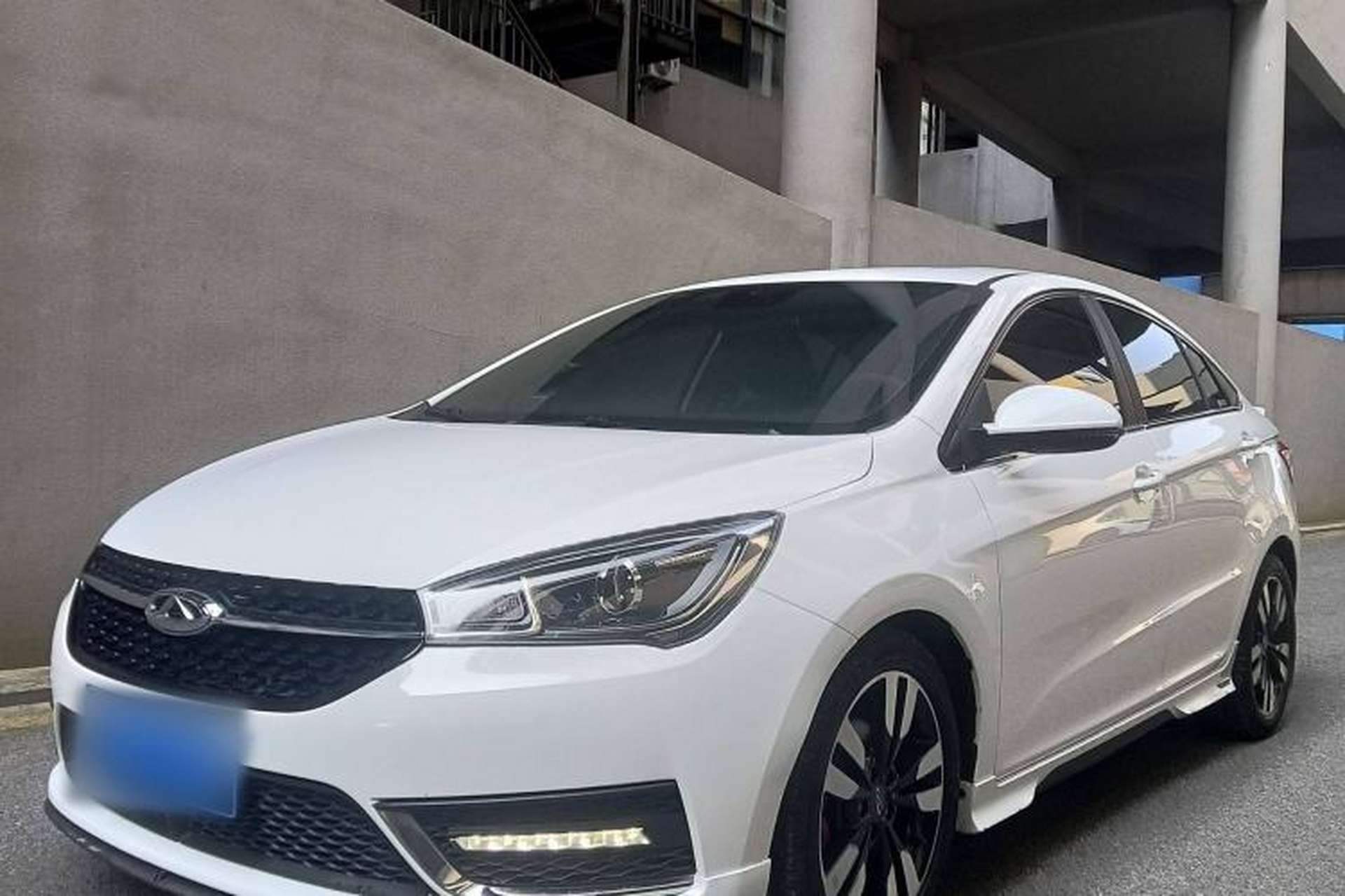Used Chery Arrizo 5 2018 1.5L CVT Tribute to Youth Edition Front Left 45 Deg