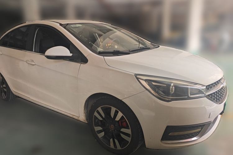 Used Chery Arrizo 5 2018 1.5L Manual Tribute to Youth Edition Front Right 45 Deg