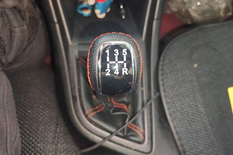 Used Chery Arrizo 5 2018 1.5L Manual Tribute to Youth Edition Gear Lever