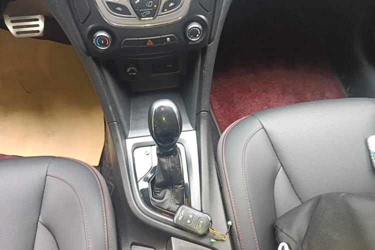 Used Chery Arrizo 5 2018 1.5L CVT Tribute to Youth Edition Gear Lever