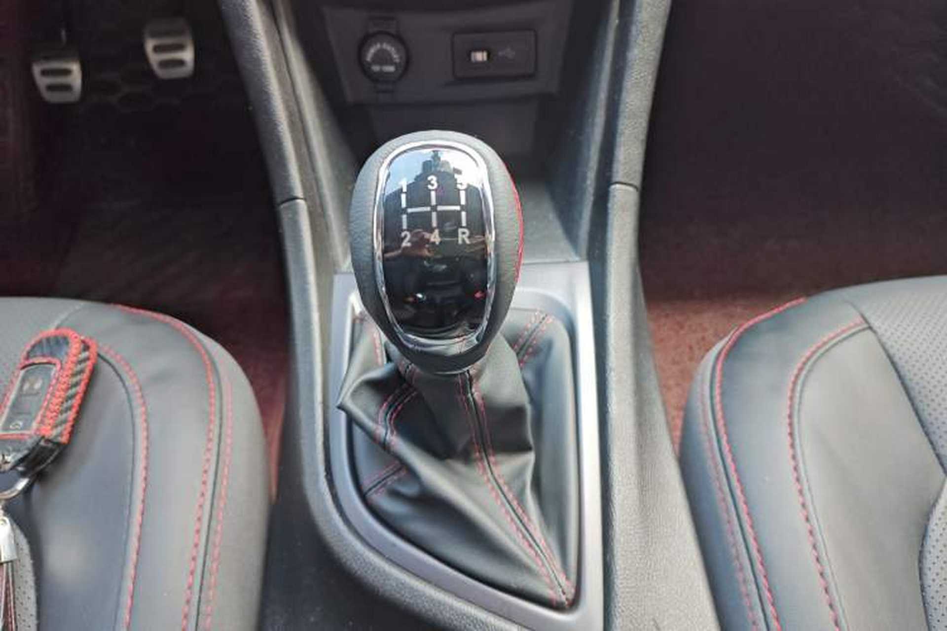 Used Chery Arrizo 5 2018 1.5L Manual Tribute to Youth Edition Gear Lever