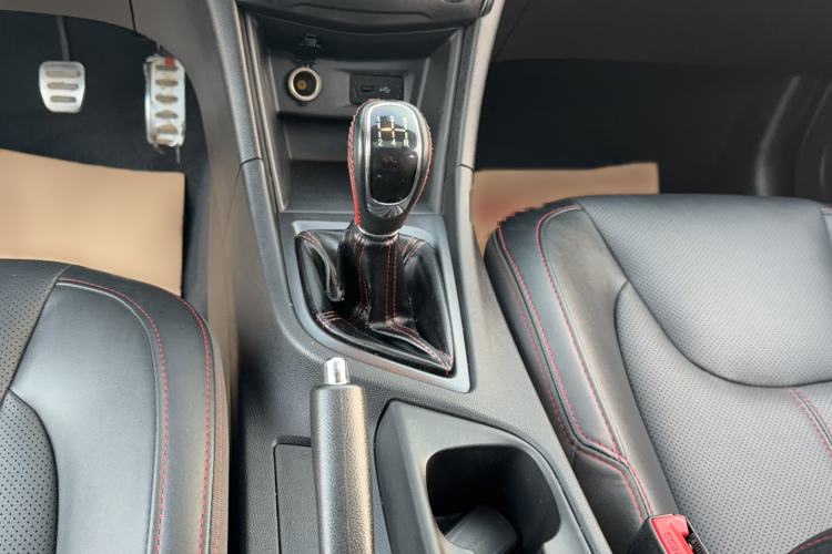 Used Chery Arrizo 5 2018 1.5L Manual Tribute to Youth Edition Gear Lever