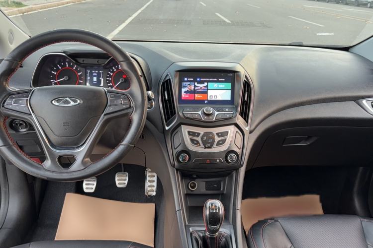 Used Chery Arrizo 5 2018 1.5L Manual Tribute to Youth Edition Interior 3